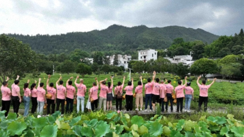 一年一辈子 我们最快乐-赣州新商界赣州10班十二周年庆活动圆满举行1126.jpg