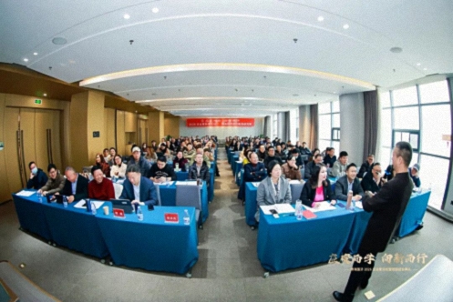 应变而学 向新而行——2026武汉企业家新春学习论坛圆满举行268.jpg 应变而学 向新而行——2026武汉企业家新春学习论坛圆满举行268.jpg